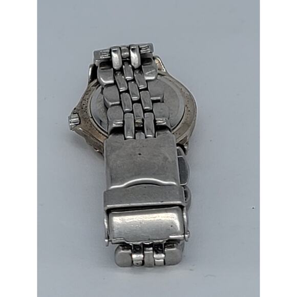 Armitron Quartz Diver Watch with Blue Dial - Water Resistant to 165ft - Picture 4 of 5